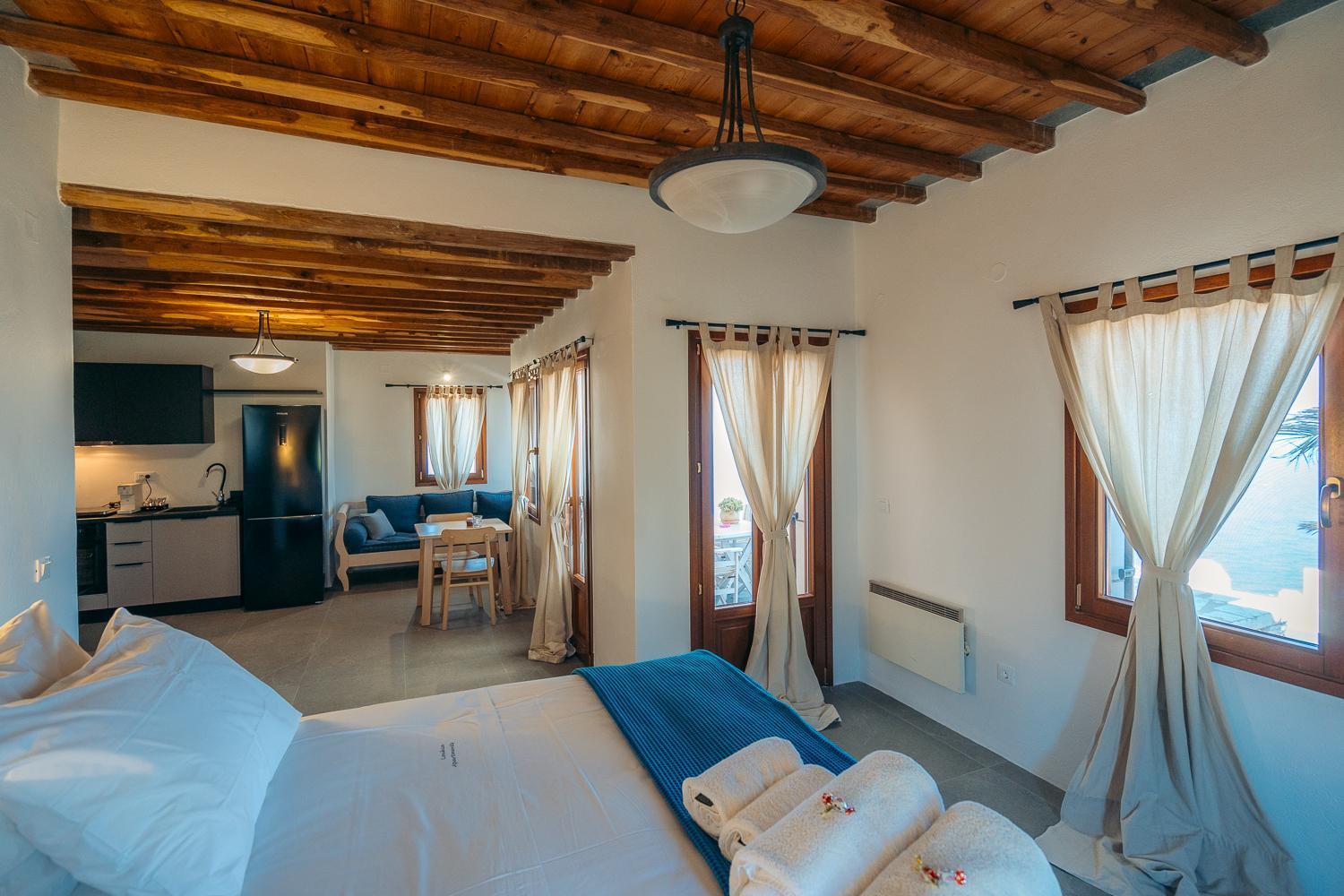 Loukia Apartments Artemonas Екстериор снимка