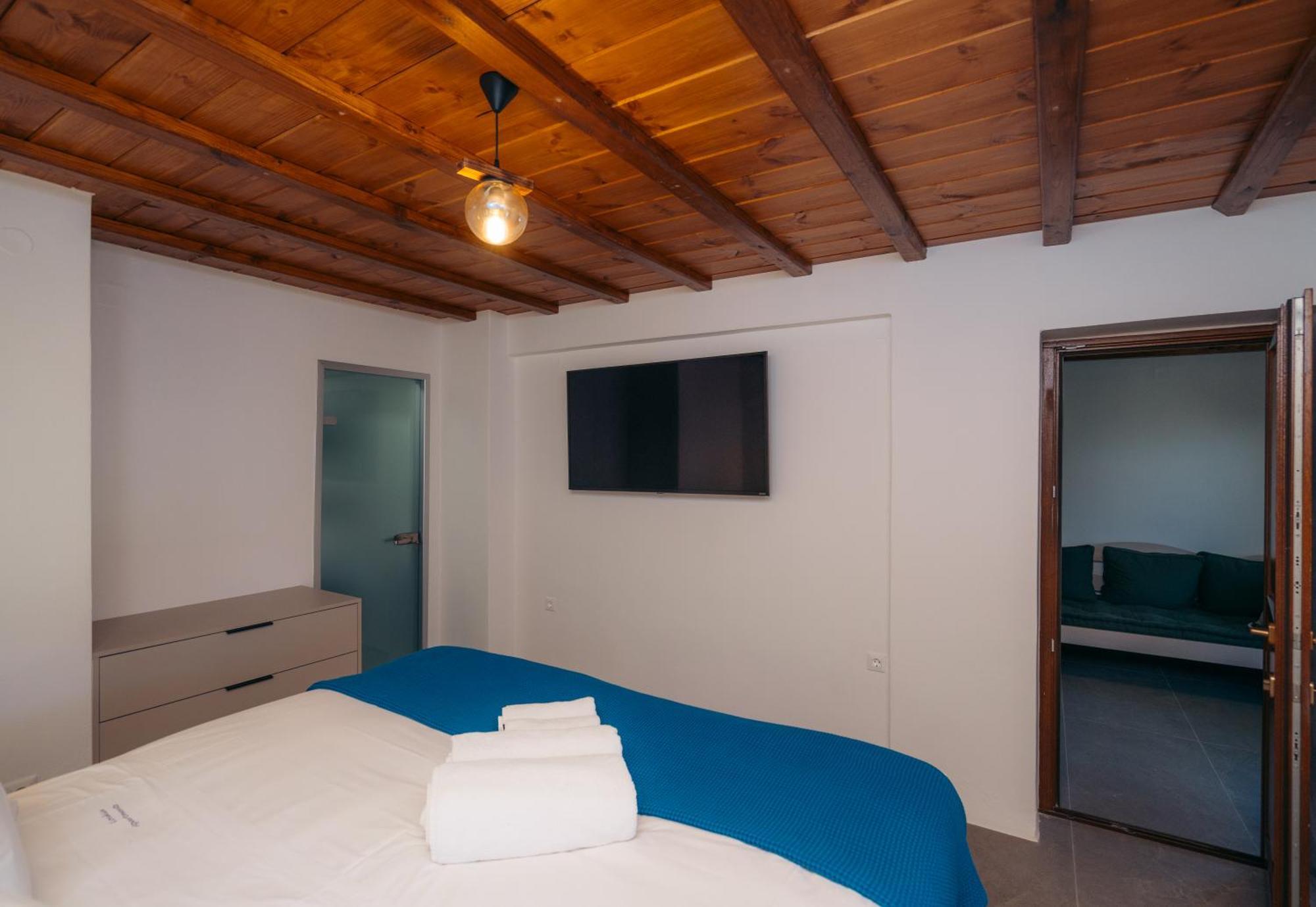 Loukia Apartments Artemonas Екстериор снимка